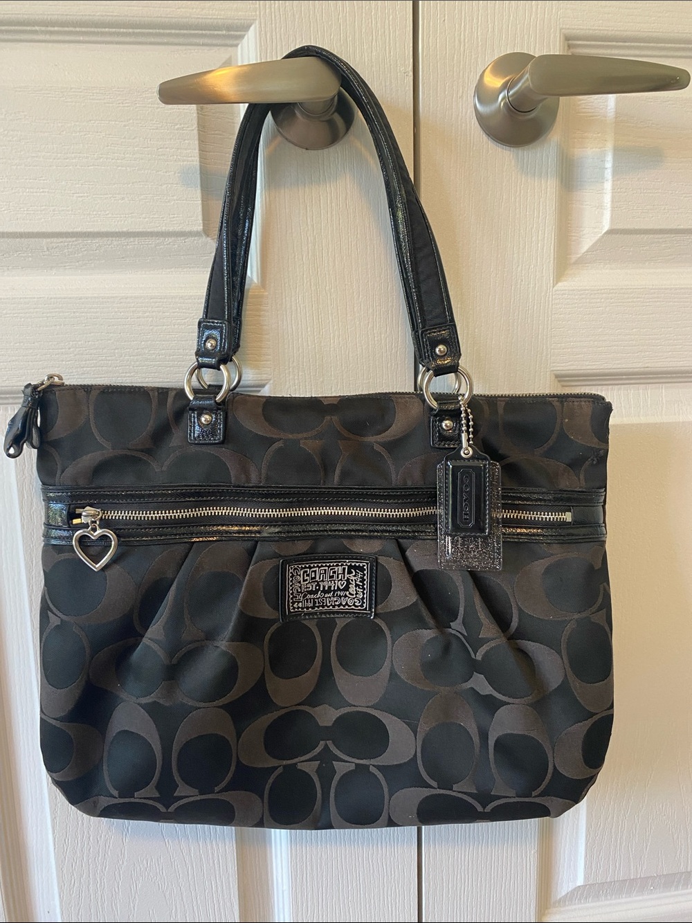 Coach Poppy Daisy Signature Sateen Tote Black Patent Leather Shoulder Bag
